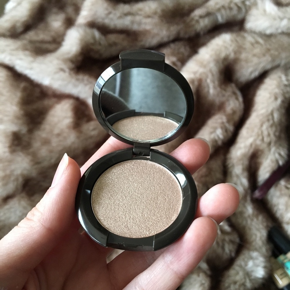 Mini Makeup Bundle - Picture 2 of 8